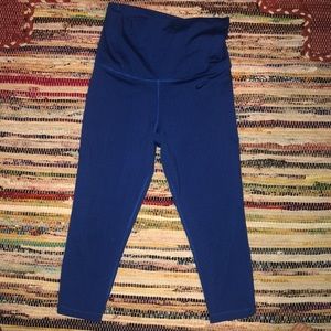 Nike stripe running cropped pant